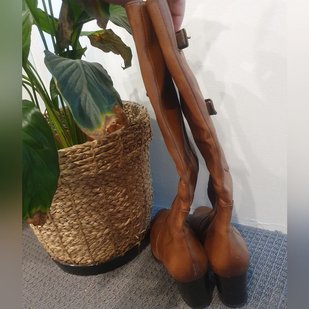 Sandler Leather Knee High Boots - Picture 6 of 6